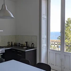 Elephant Sea View Apartament